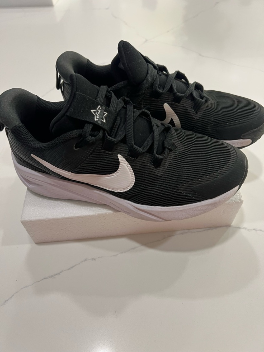Nike Star Runner 2 NN GS Athletic Shoe Black White Running kids DX7614001 2.5Y